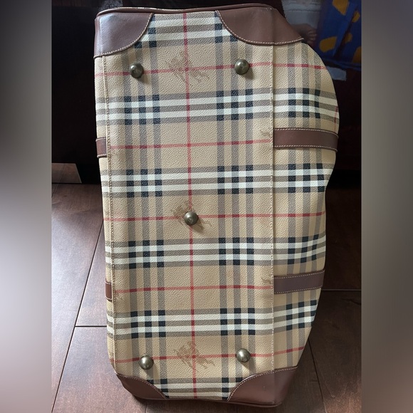 Vintage Buryberry’s Burberry Vintage Nova Check Haymarket Travel Duffle plaid - Picture 8 of 17